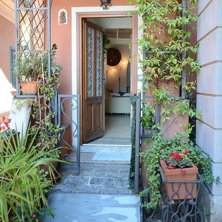 Center N°12 Apartment