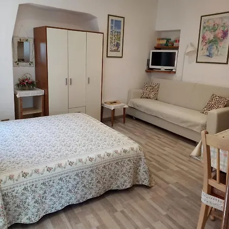 Center N°12 *